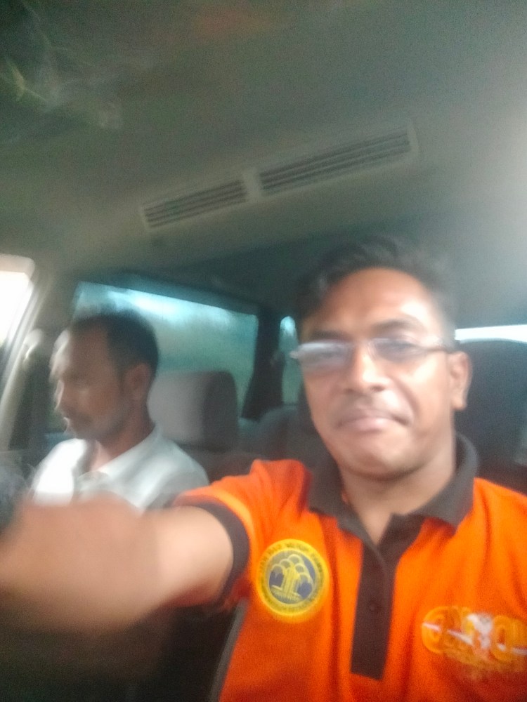 Bolehkah Sekolah Mewajibkan Siswa Membelinya?Larangan Pihak Sekolah Menjual Seragam atau Bahan&nbsp;Seragam